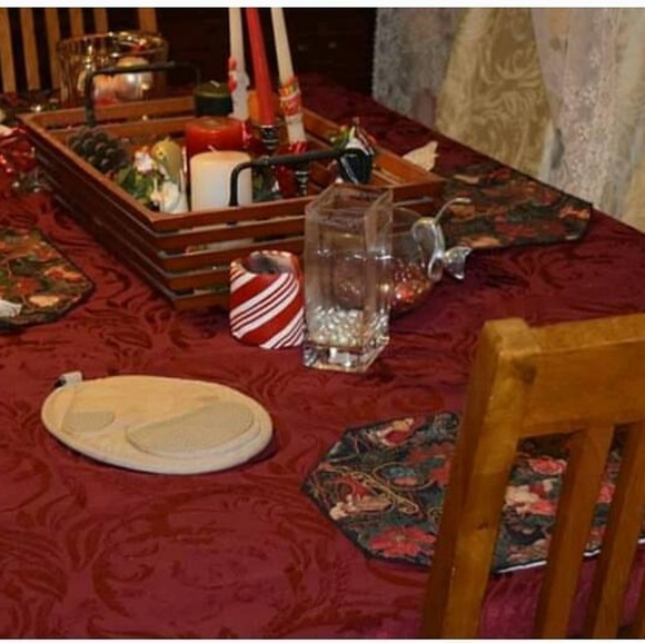 Solid Oak 6 person Dining table & Chairs - Picture 1 of 2